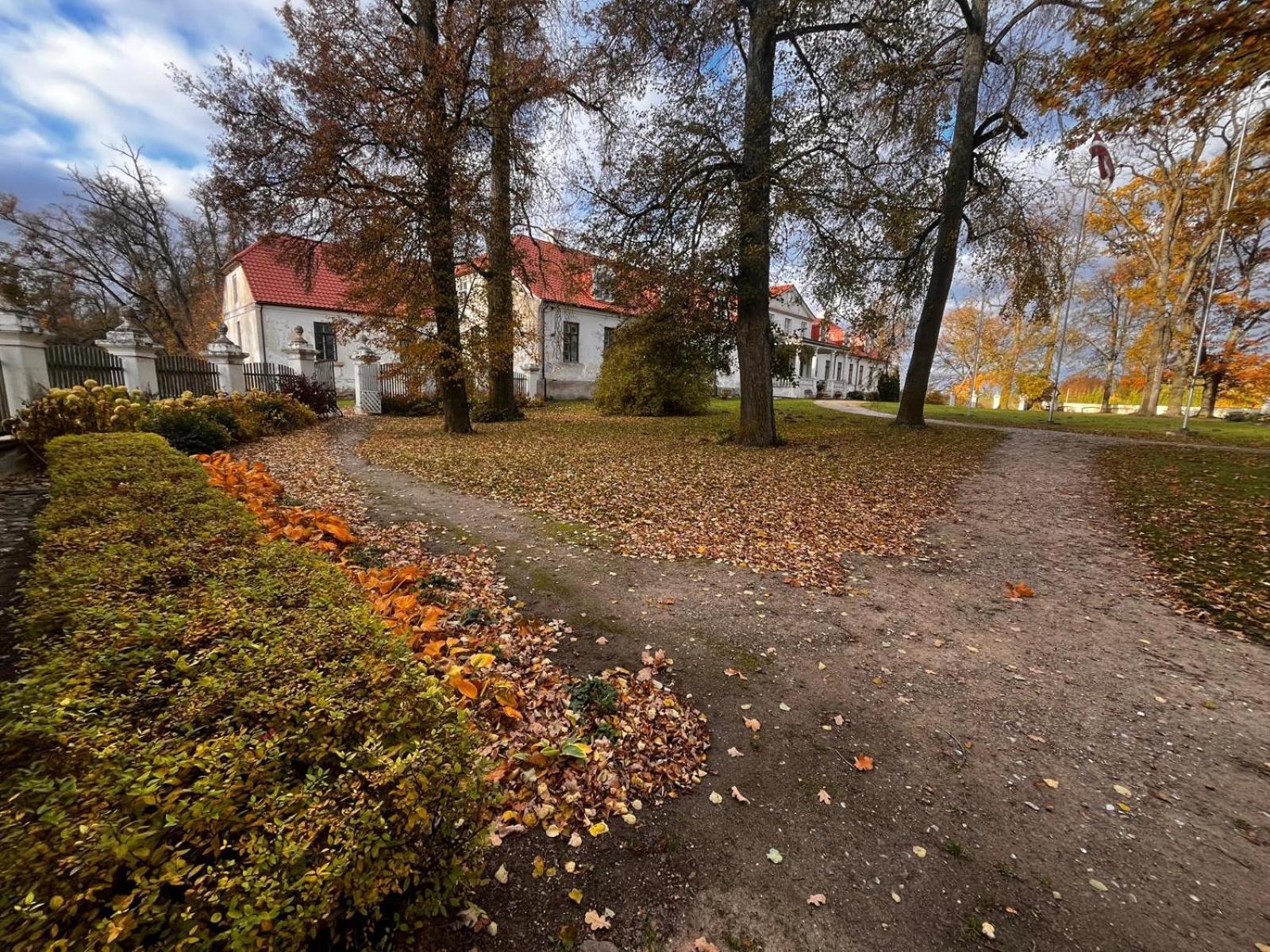 Hotel Blankenfeldes Muiza Tērvete Zewnętrze zdjęcie